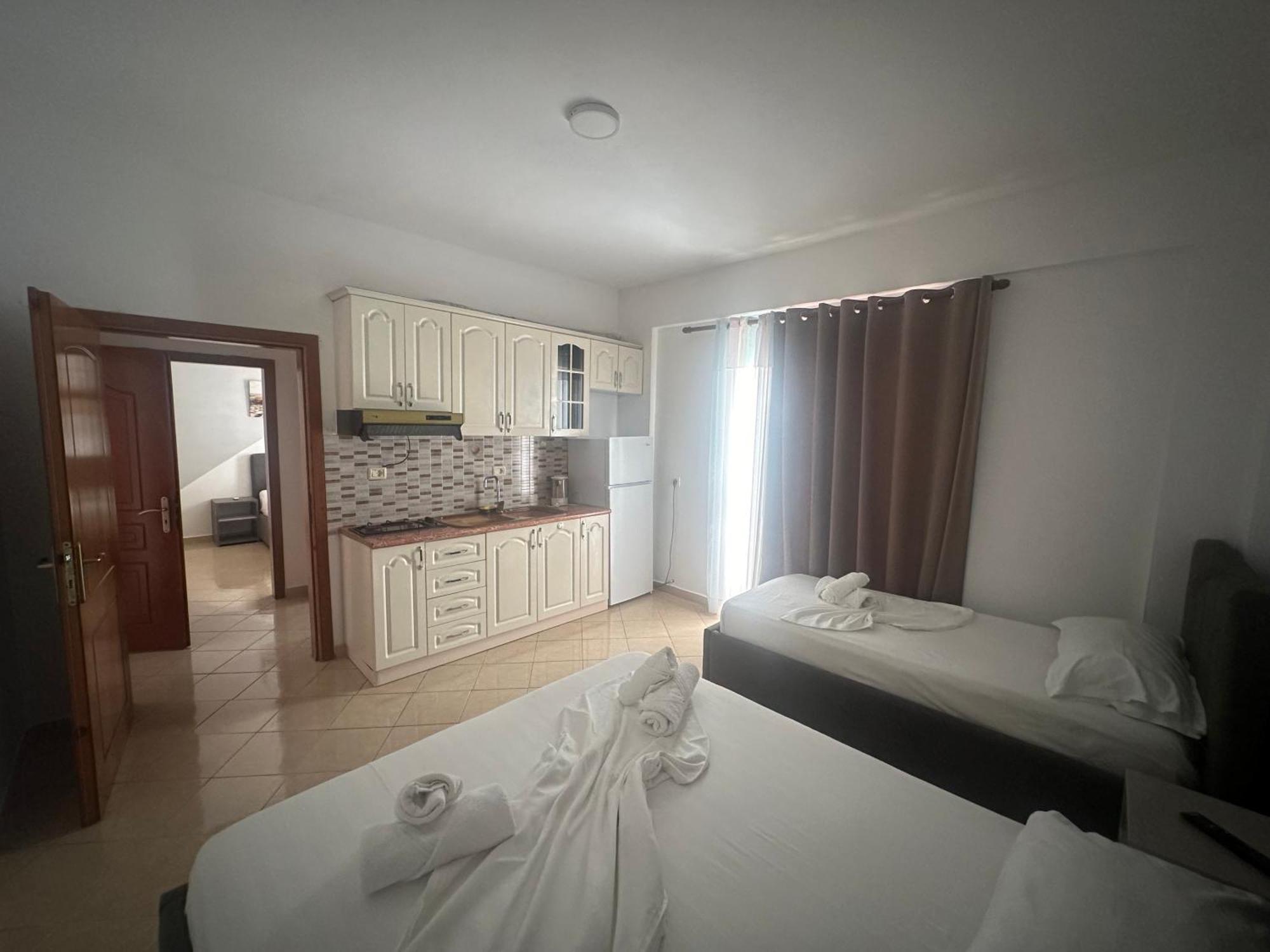Apartman Skenderi *